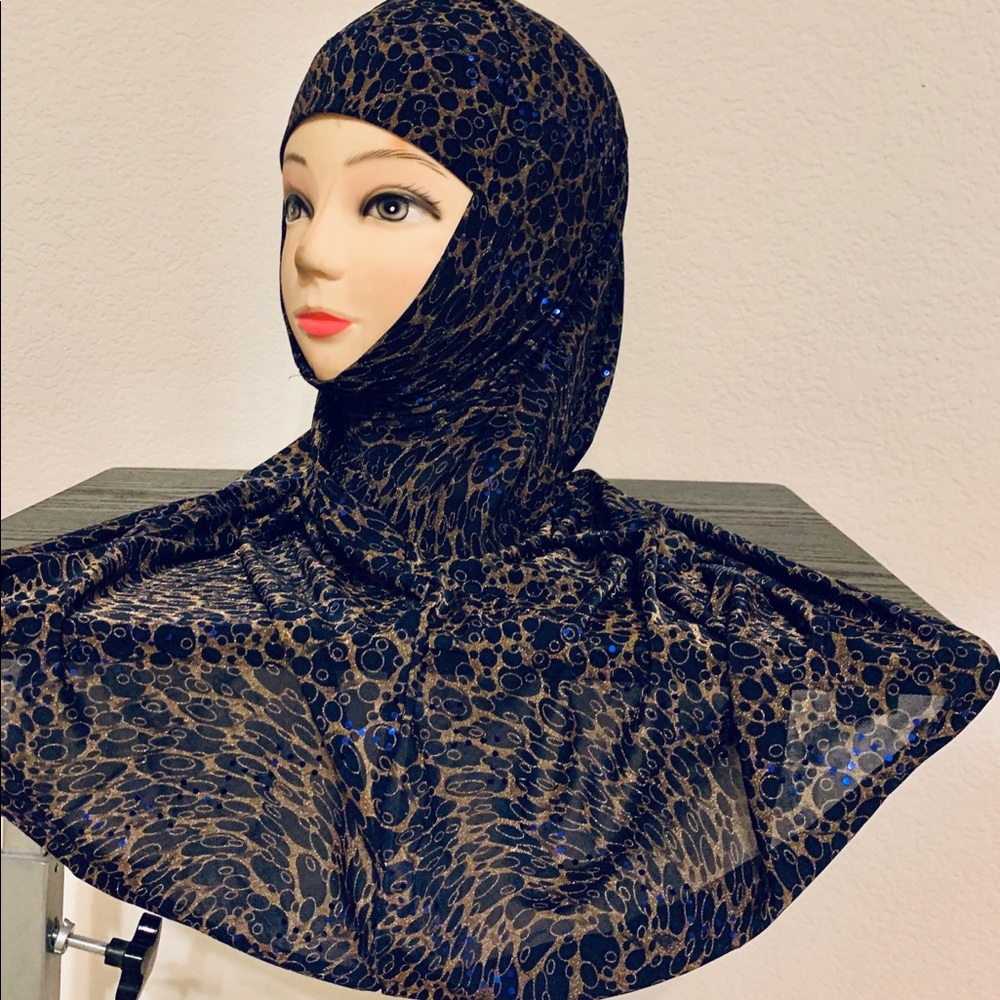 Women’s 2pieces Hijab/wraps one size fits all.NWOT